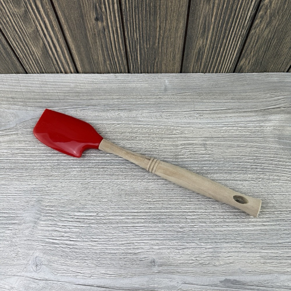 Le Creuset Red Silicone Spatula Wooden Handle Kitchen Utensil 12.5" Cerise